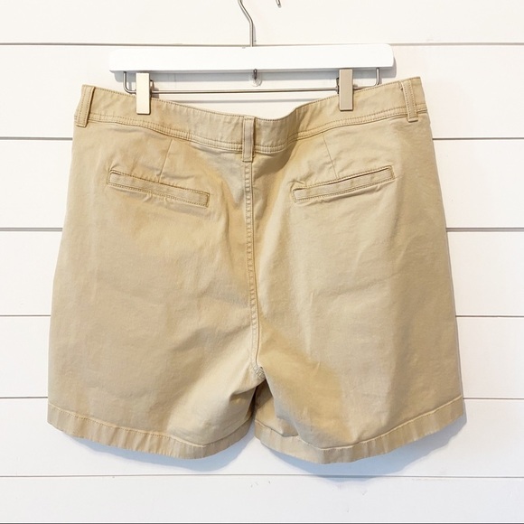 L.L. Bean | Favorite Fit 6inch Shorts, Organic Cotton, Size 16R - Picture 4 of 12